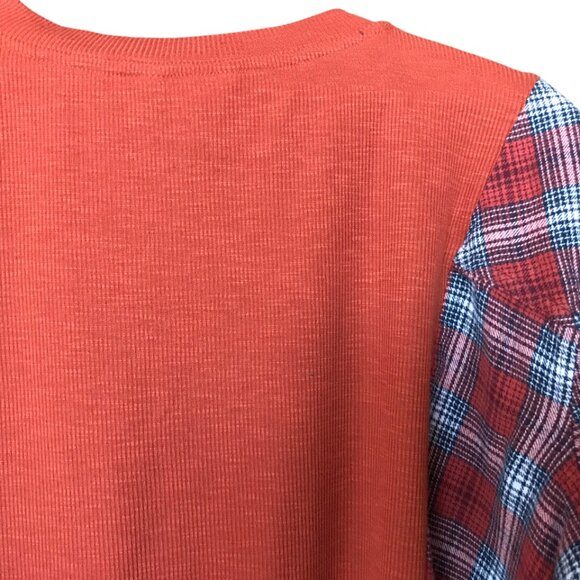 Reworked Flannel Shirt, M-L: Upcycled Oversized Rust Waffle Knit Top, Fringy Hem - Picture 4 of 13